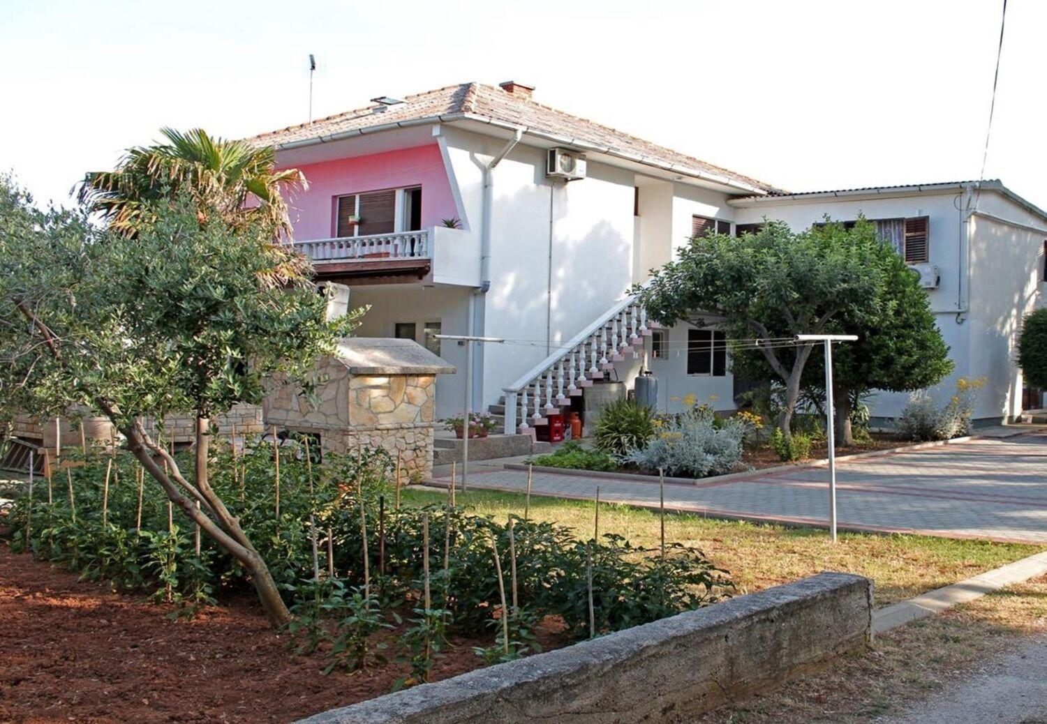 Apartments Vinko Vir Exterior photo